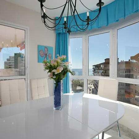 Spacious With Sea Views *