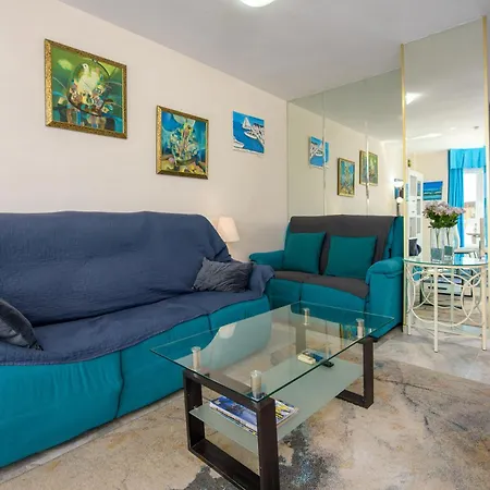 Spacious With Sea Views Fuengirola